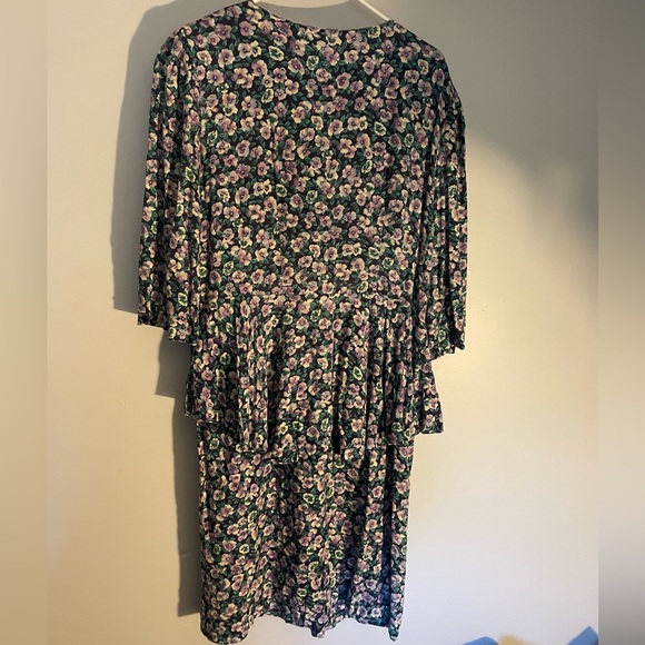 Vintage Maggie Lawerence floral with peplum dress 16 - Picture 2 of 3